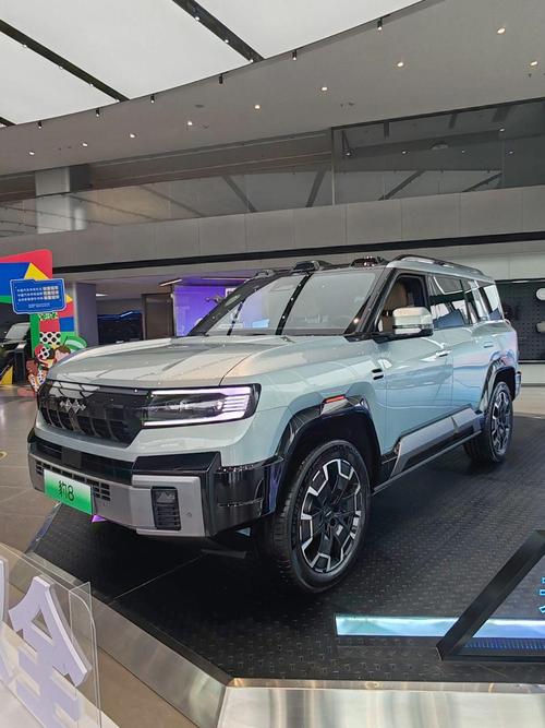 东莞319比亚迪方程豹硬派越野的爆款，英菲尼迪35周年与你共成长